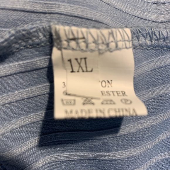 Soft Blue wWrap Stretch Shirt Top , Size 1x - Picture 3 of 4